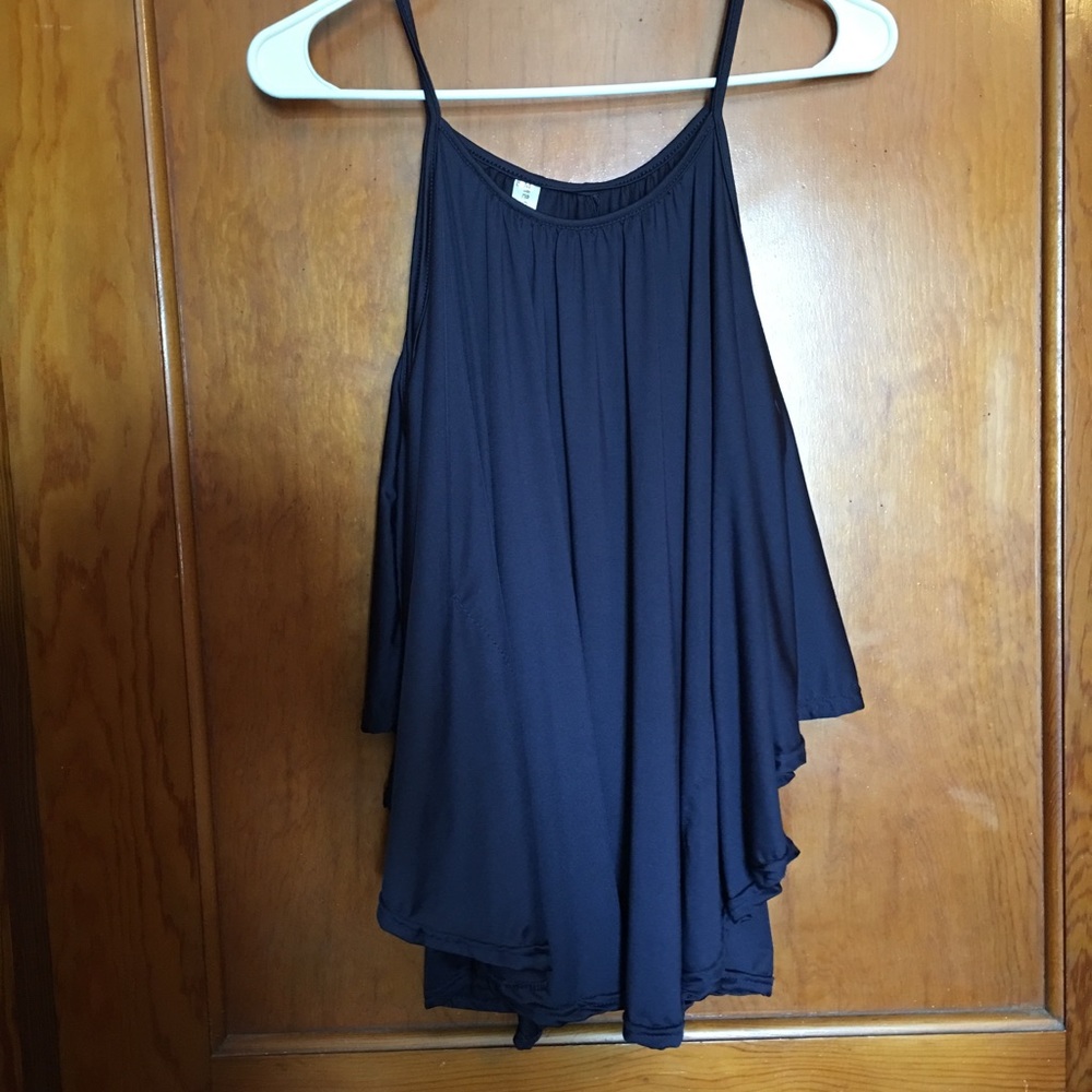 Cold shoulder kimono style top